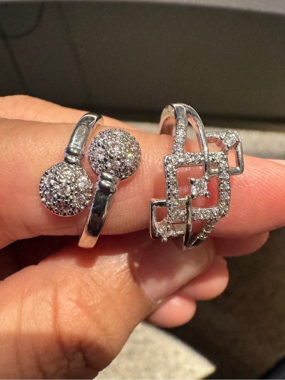 2 Rings Adjustable Sparkle Pavé Ring Set in Silver tone